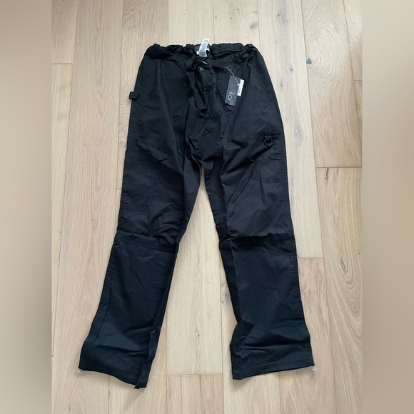 NWT koi men’s size L scrub pants in black - Picture 7 of 7